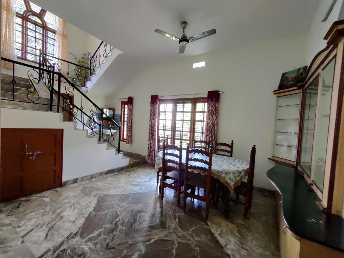 Spacious 3-Bedroom Private Villa In Mangalore - Ideal Getaway For Family And Friends Екстер'єр фото