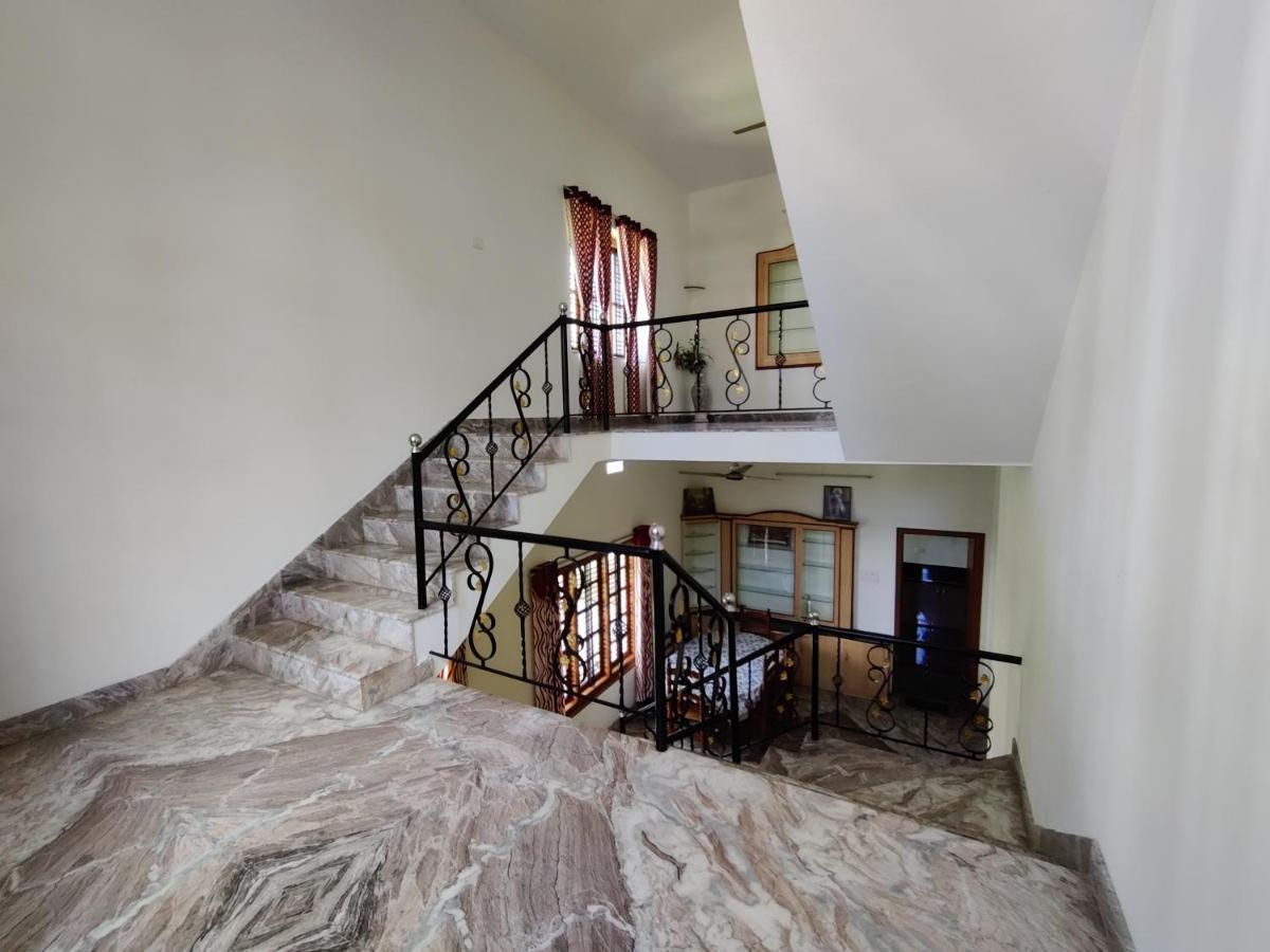 Spacious 3-Bedroom Private Villa In Mangalore - Ideal Getaway For Family And Friends Екстер'єр фото