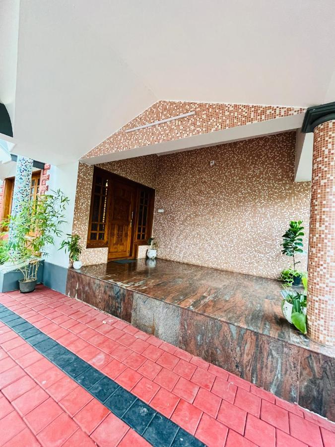 Spacious 3-Bedroom Private Villa In Mangalore - Ideal Getaway For Family And Friends Екстер'єр фото